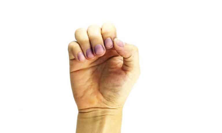 How To Remove Hair Dye From Fingernails? - Lauren+Vanessa