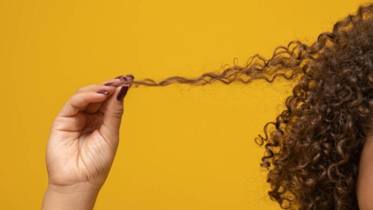 How to Stop Curly Hair From Falling Out?