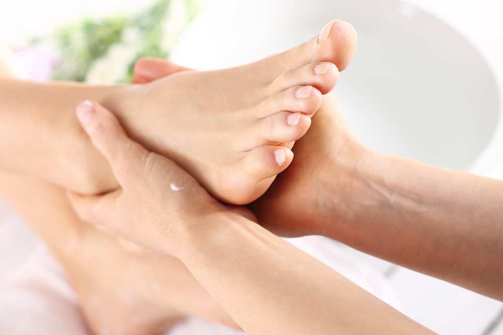 Can a pedicure induce labor? [all you need to know]