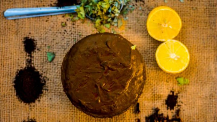 Lemon Juice in Henna Hair Dye: Learn Why and How To Do It