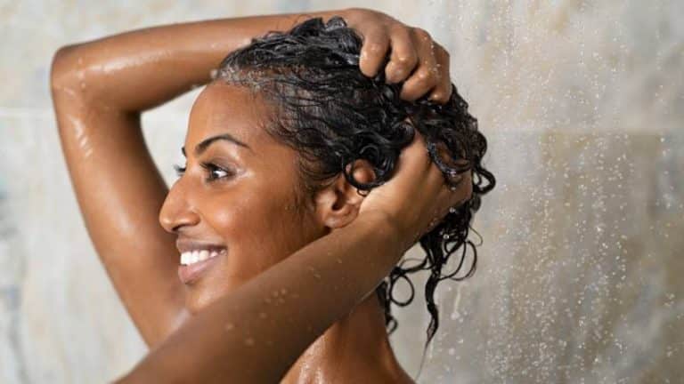 Water-Only Hair Washing: Can I Wash My Hair With Only Water? - Lauren
